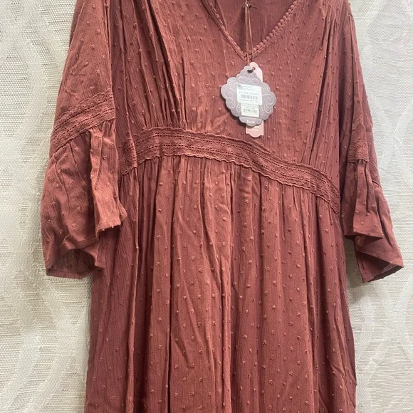 Knox Rose Rose Midi Dress - Picture 5 of 8